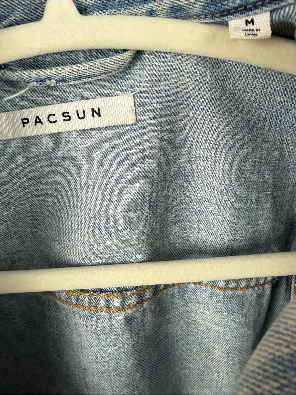 PacSun Relaxed Denim Trucker Jacket Light Wash Women’s Medium EUC - Picture 4 of 6